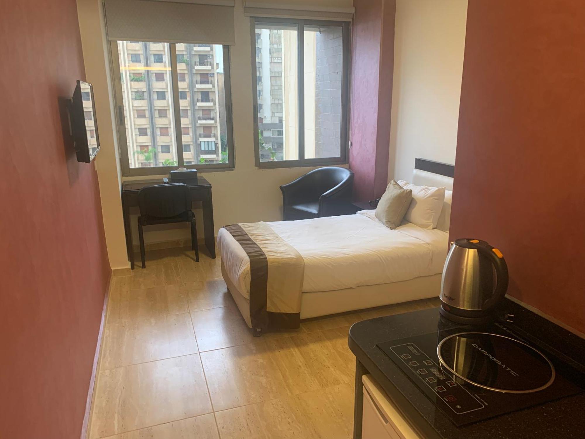 Bliss 3000 Furnished Studios Бейрут Екстер'єр фото