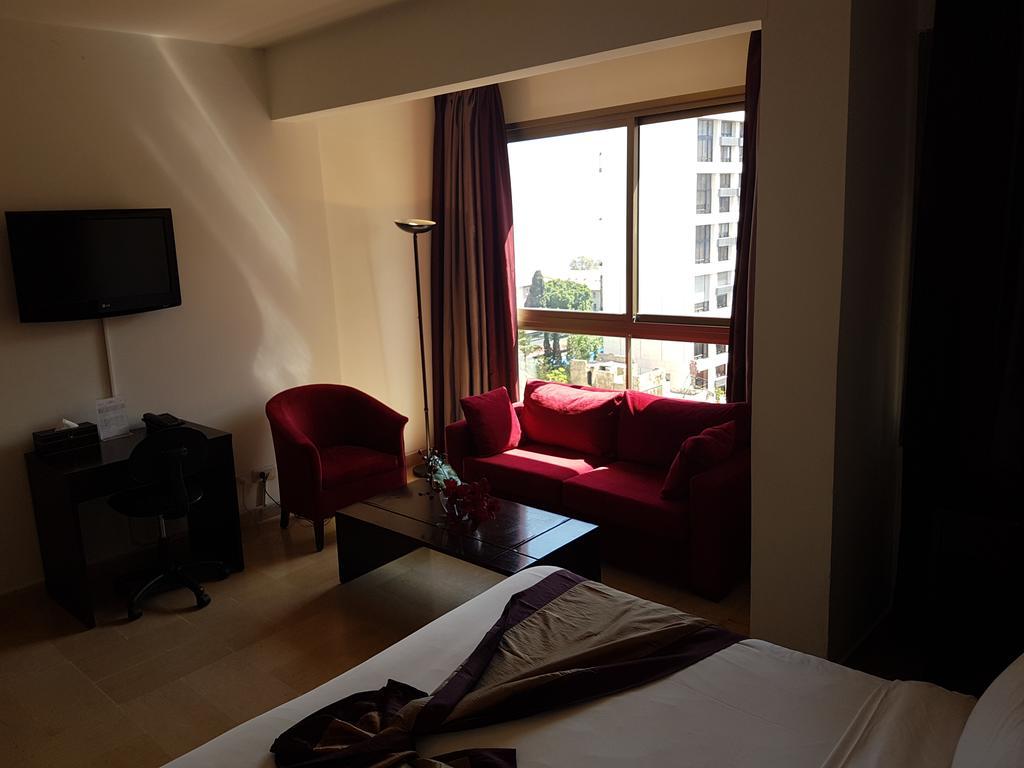 Bliss 3000 Furnished Studios Бейрут Екстер'єр фото